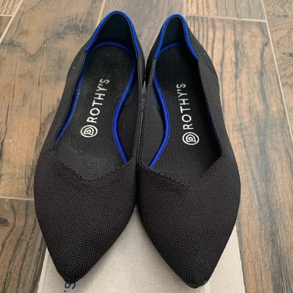 Rothy’s “The Point” in Black